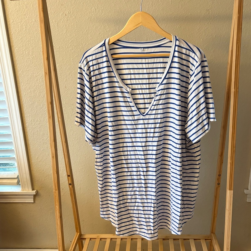 Amazon | Striped V-Neck T-Shirt | Navy & White | 4X Plus